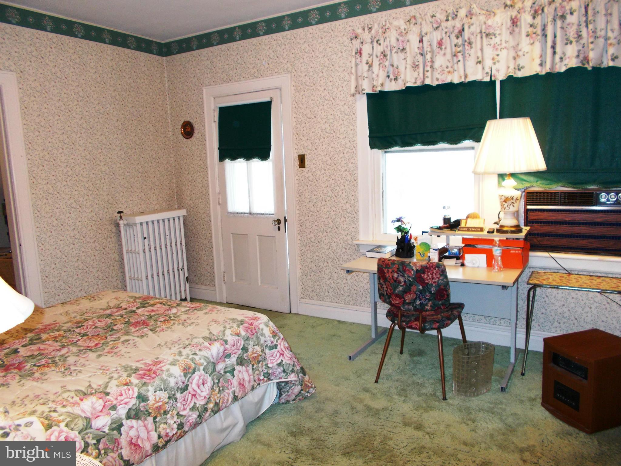 12409 Big Pool Road Clear Spring, MD 21722 - Photo 22 of 28 Bedroom