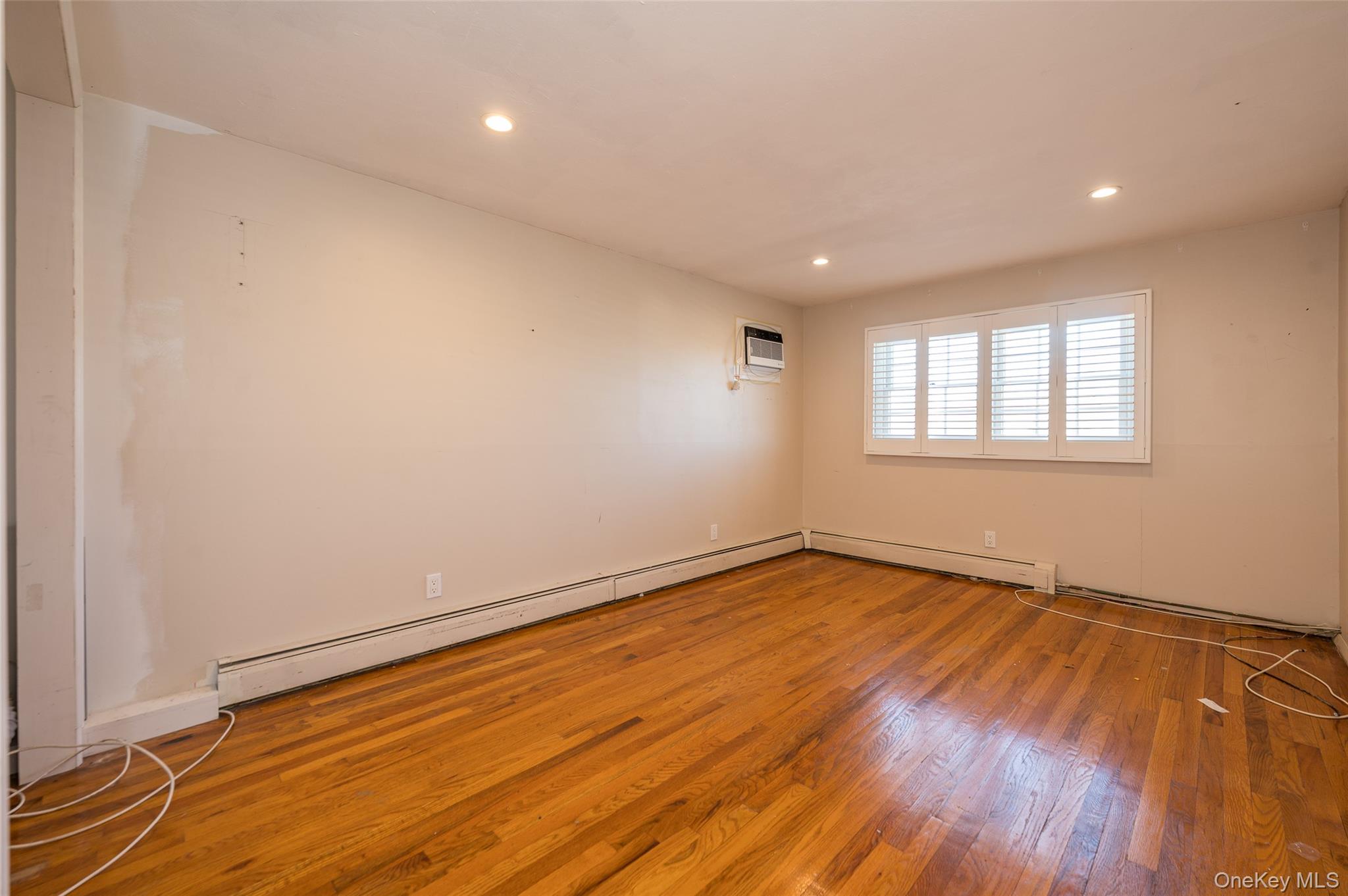 2854 Clarendon Road Oceanside, NY 11572 - Photo 15 of 37