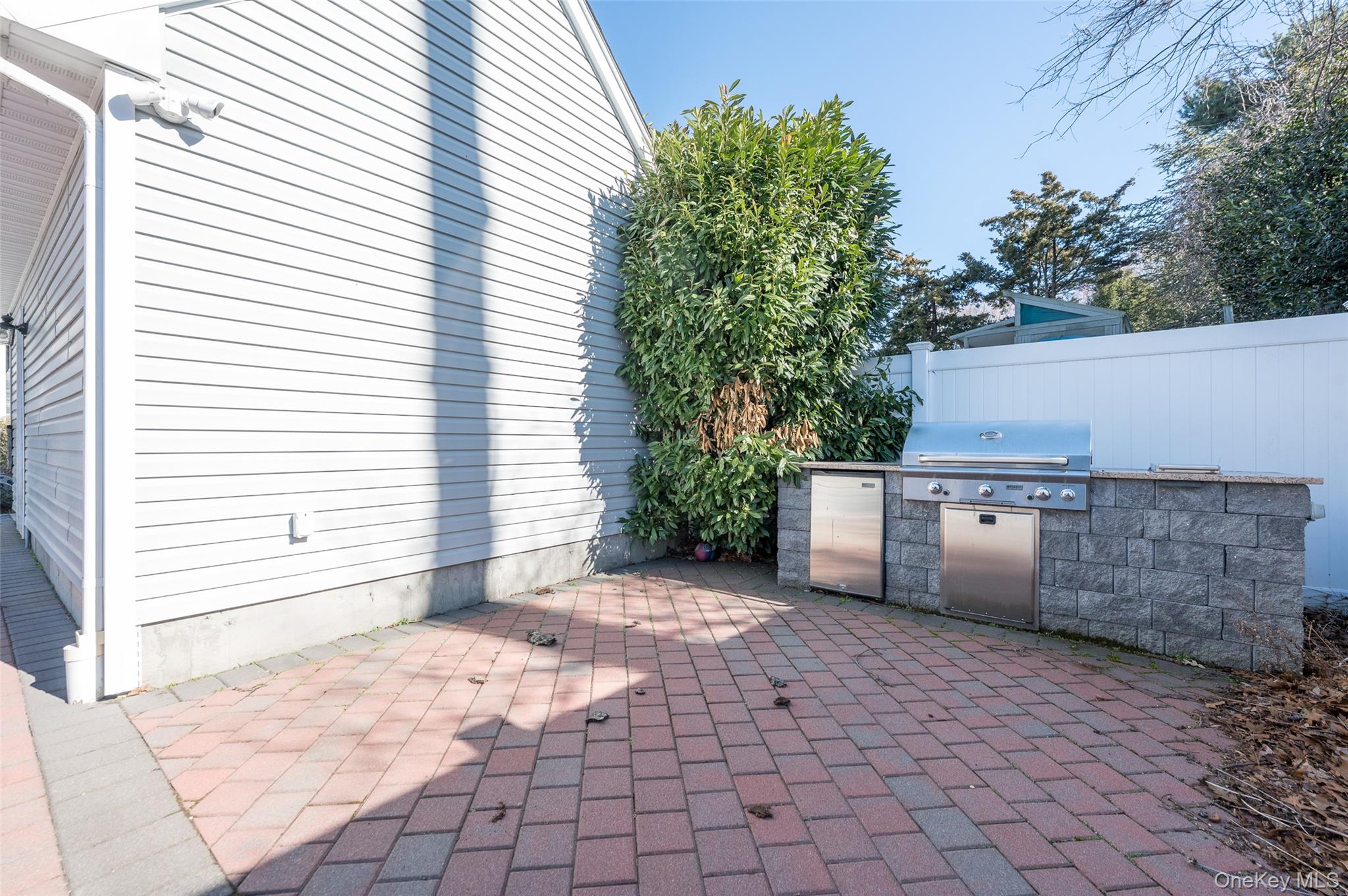 2854 Clarendon Road Oceanside, NY 11572 - Photo 33 of 37