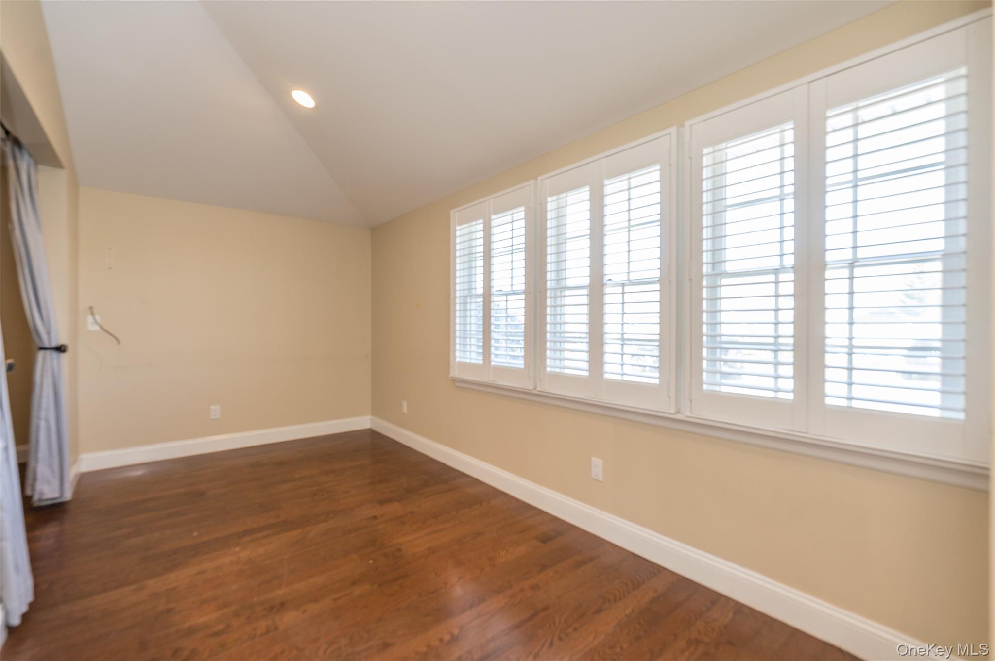 2854 Clarendon Road Oceanside, NY 11572 - Photo 7 of 37