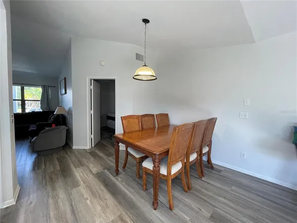 $2,650 | 7199 121st Terrace, Largo, FL 33773