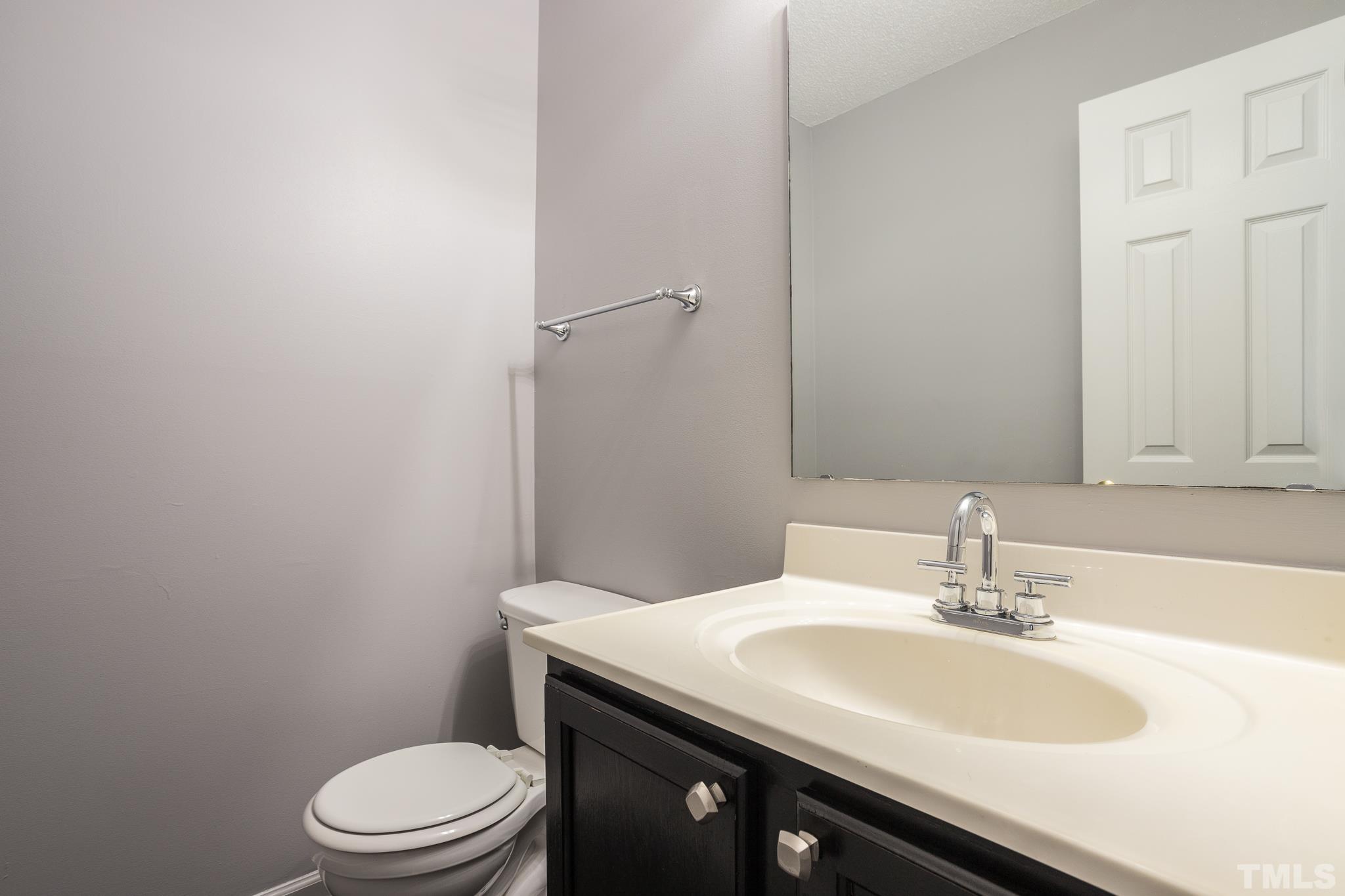 5637 Fieldcross Court Raleigh, NC 27610 - Photo 14 of 29 Gallery Image 14