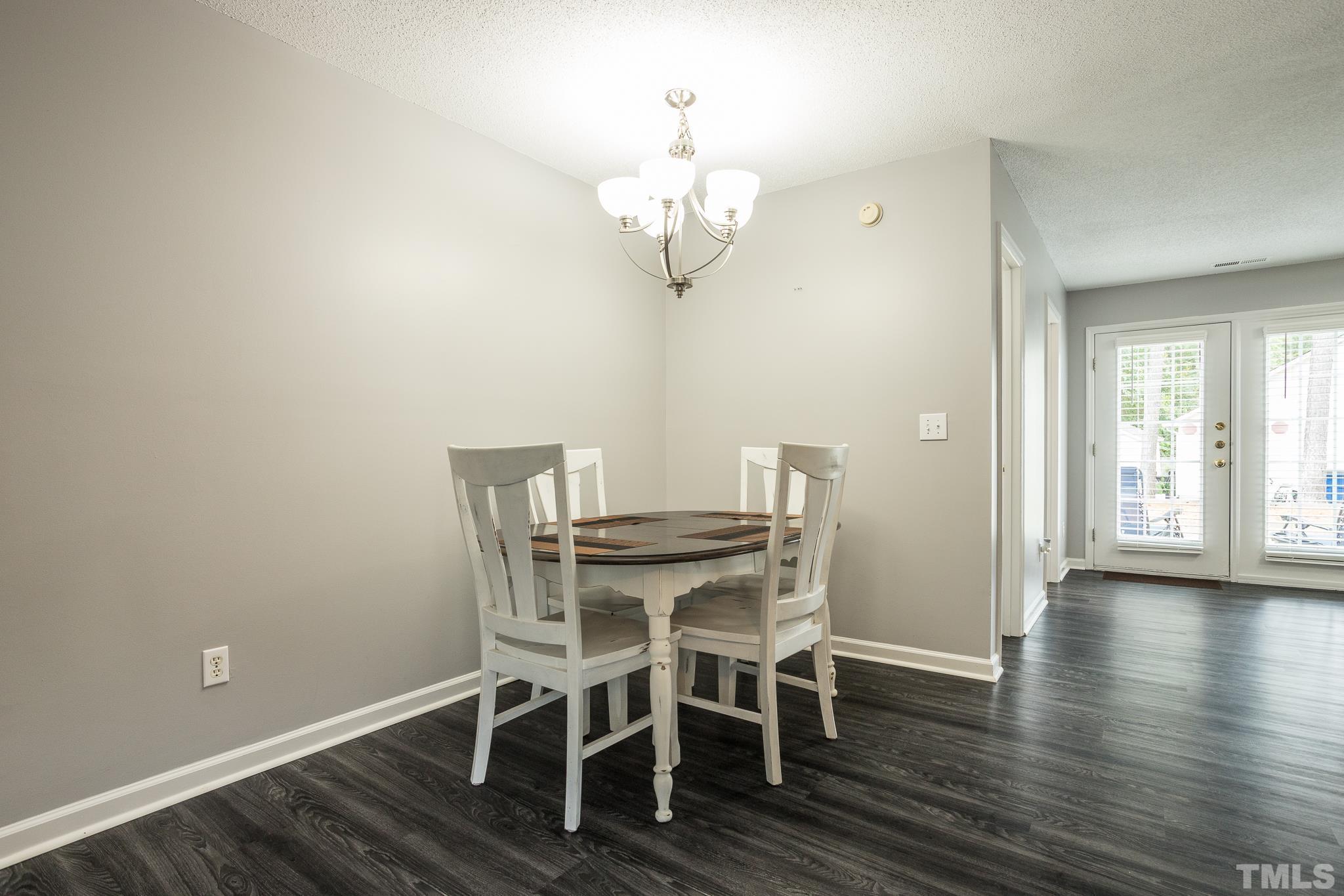 5637 Fieldcross Court Raleigh, NC 27610 - Photo 8 of 29 Gallery Image 8