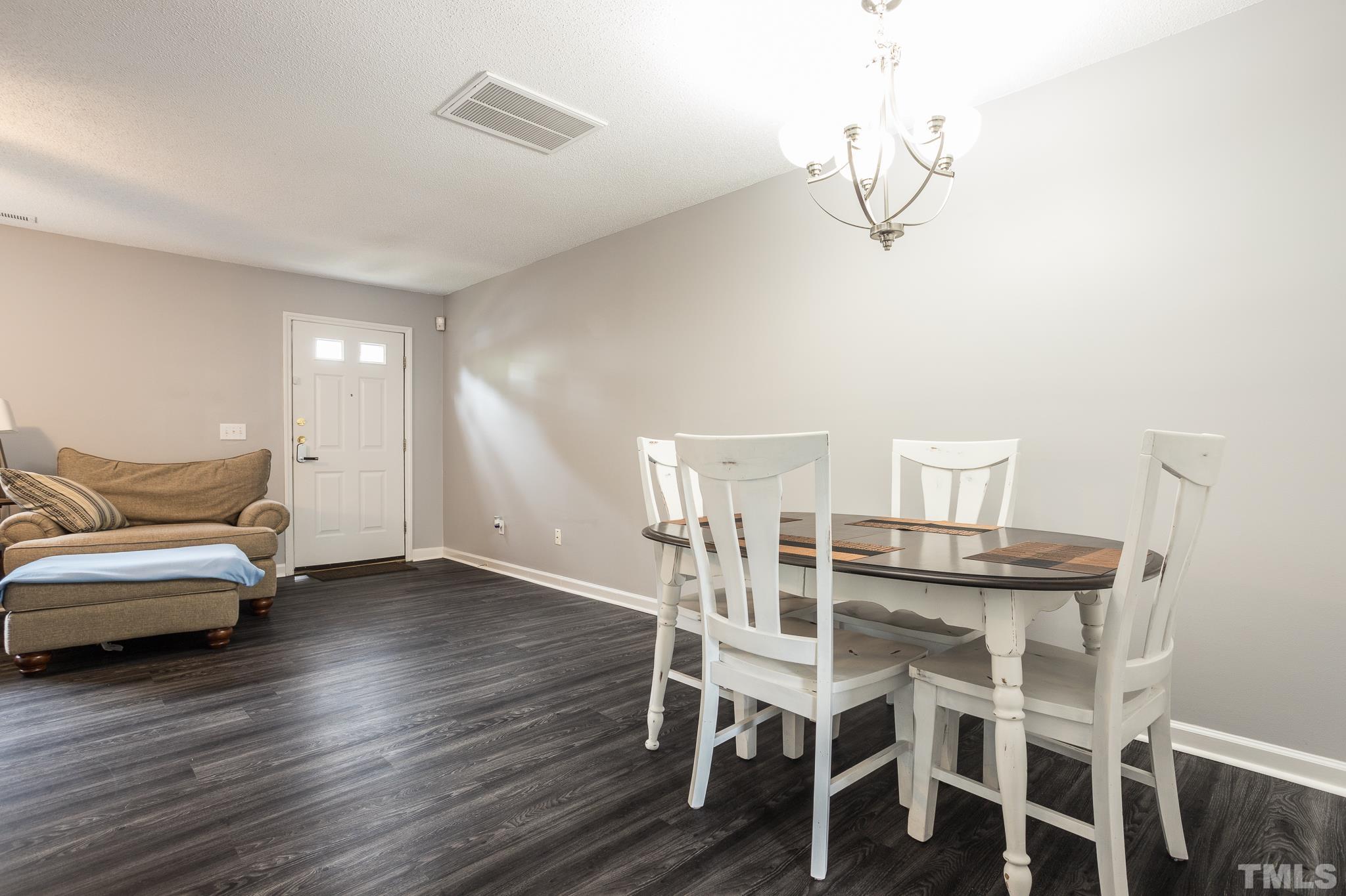 5637 Fieldcross Court Raleigh, NC 27610 - Photo 10 of 29 Gallery Image 10