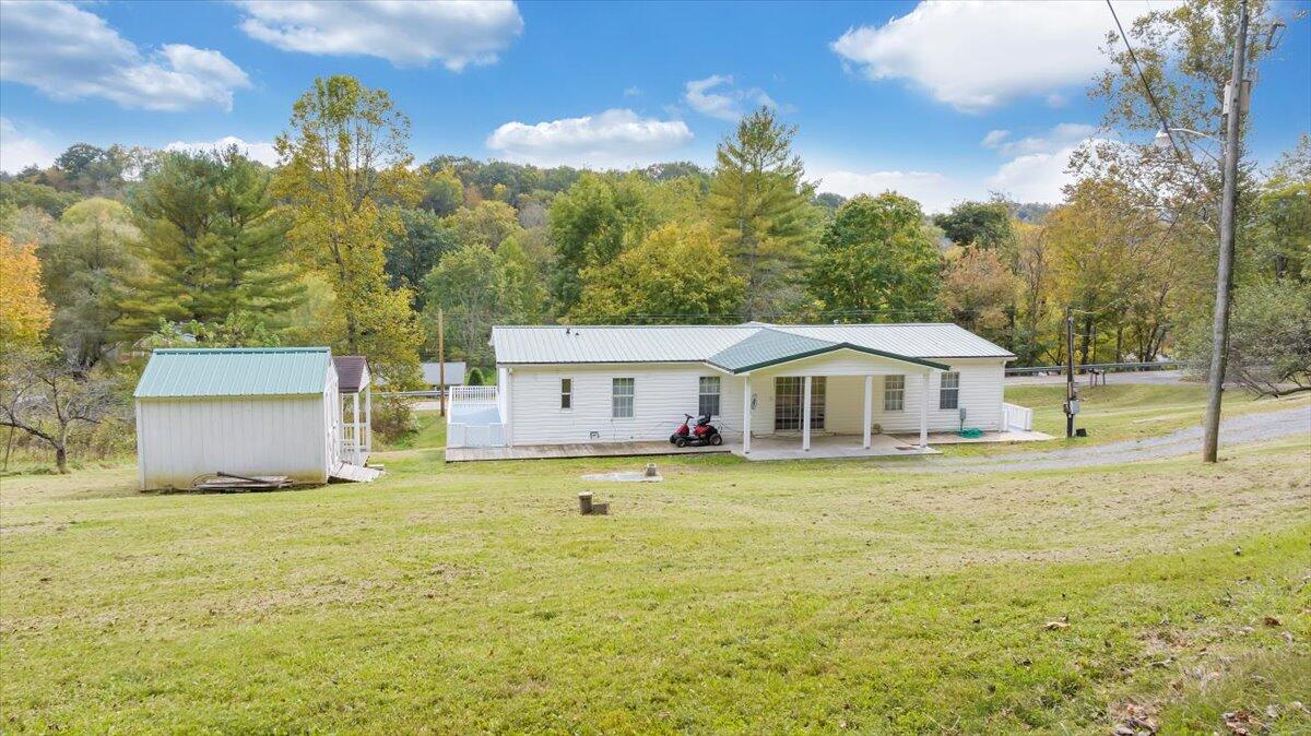 142 River View Road Alderson, WV 24910 - Photo 5 of 63 Gallery Image 5