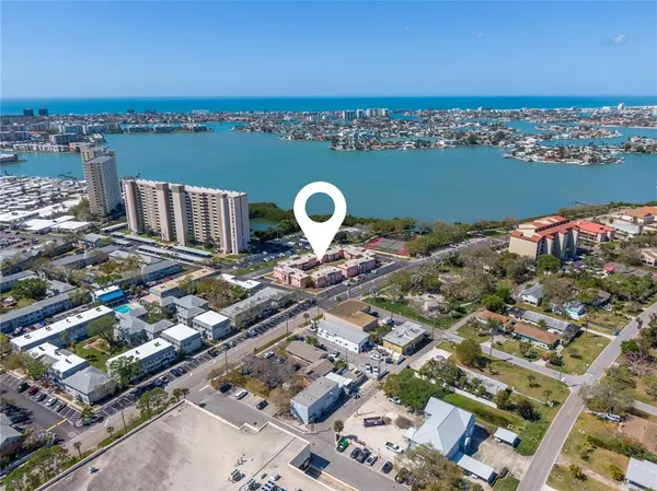 $169,000 | 1153 Rue Des Rois, Unit 1A, South Pasadena, FL 33707