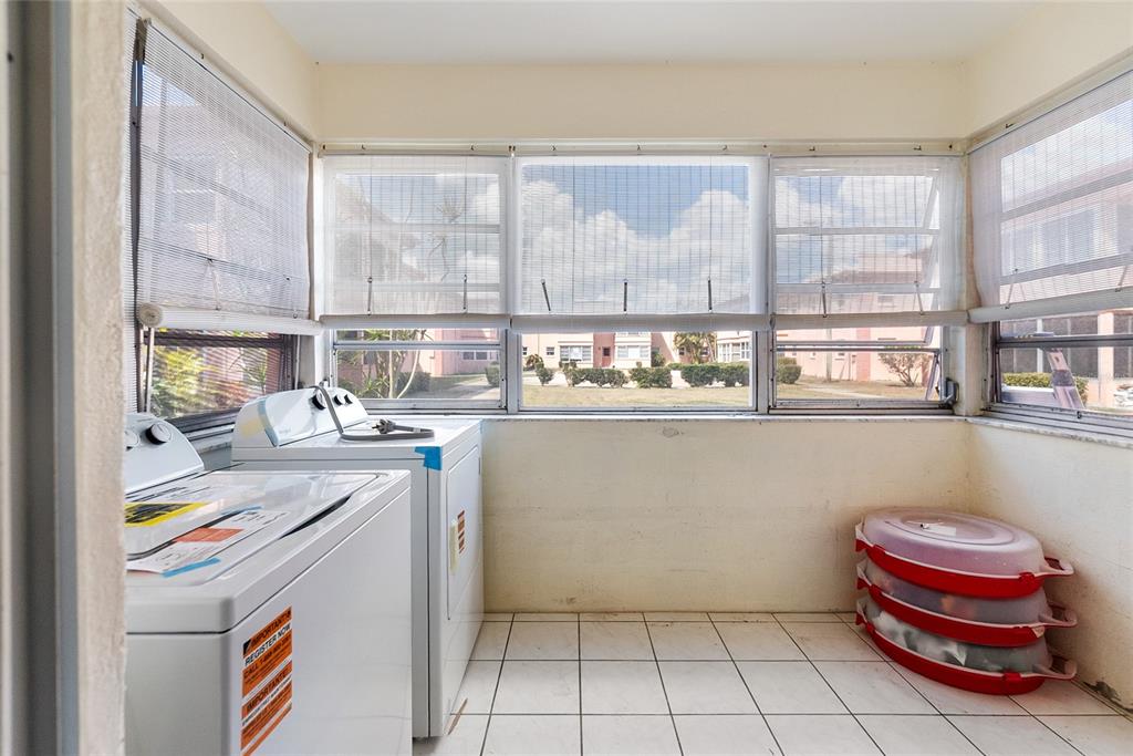 1153 Rue Des Rois, Unit 1A South Pasadena, FL 33707 - Photo 23 of 32