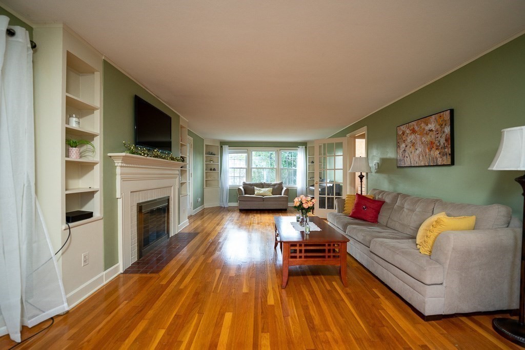 15 Tatham Hill Road West Springfield, MA 01089 - Photo 6 of 41 Gallery Image 6