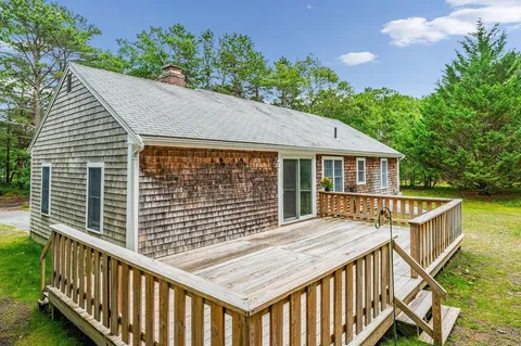 $585,000 | 9 Tarragon Circle, Barnstable, MA 02635