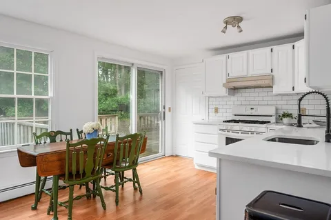 $585,000 | 9 Tarragon Circle, Barnstable, MA 02635