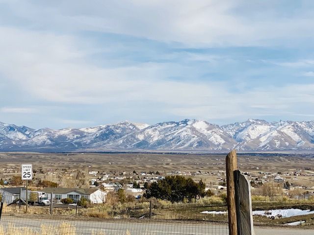 562 Spring Valley Parkway Spring Creek, NV 89815 - Photo 29 of 29 a view of a sky from a balcony