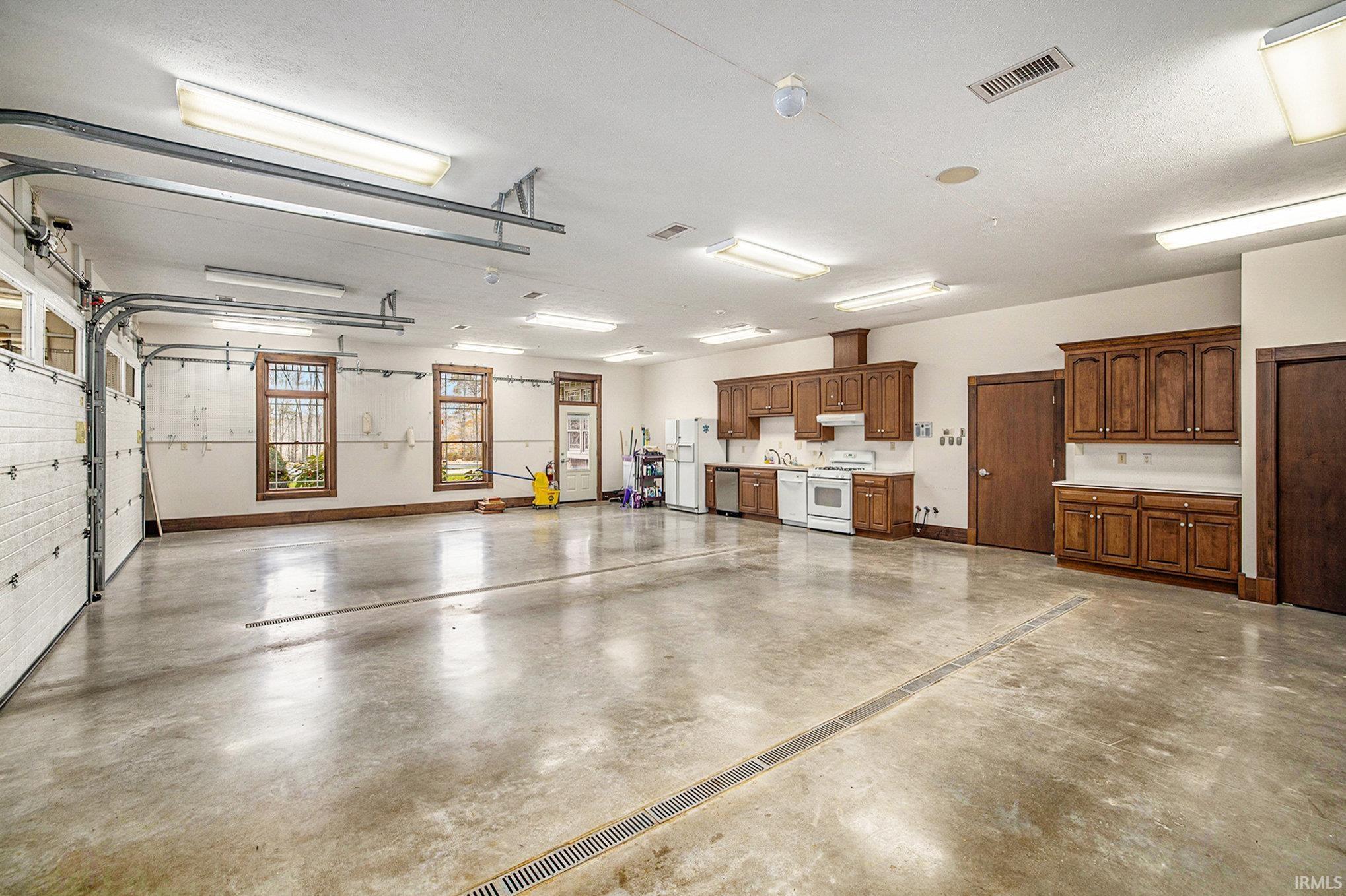 2777 6th Road Bremen, IN 46506 - Photo 25 of 36