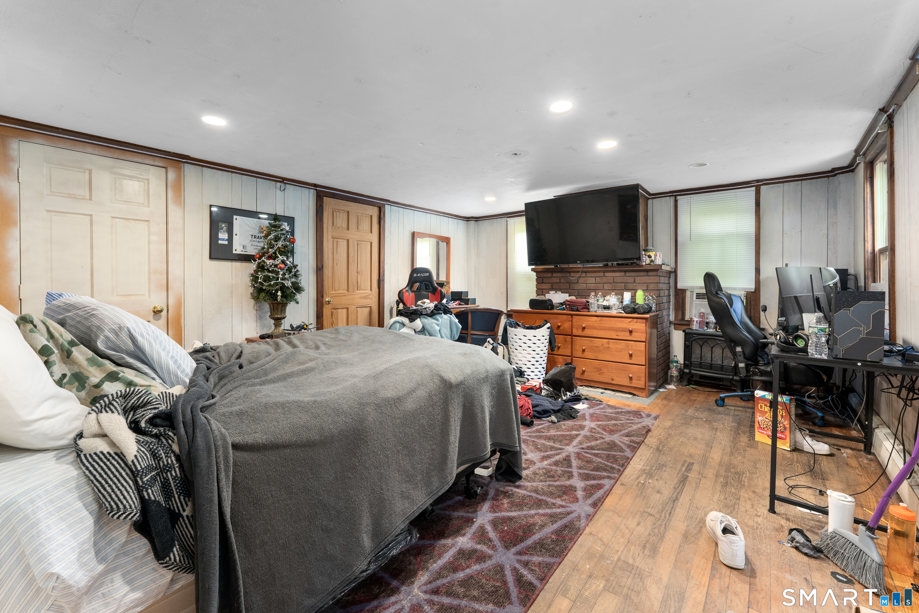 66 Hartford Road Simsbury, CT 06070 - Photo 22 of 39 Gallery Image 22