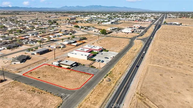 $69,900 | 22869 Us Highway, Apple Valley, CA 92307