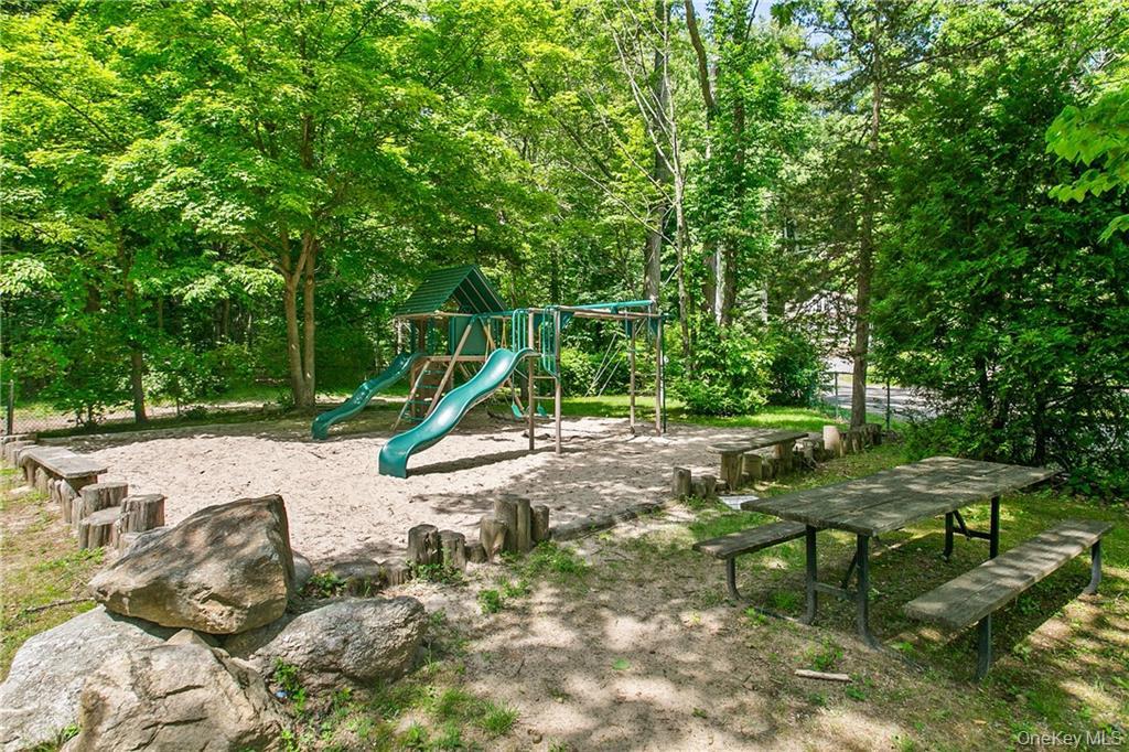 37 Ridgeland Road South Salem, NY 10590 - Photo 21 of 22