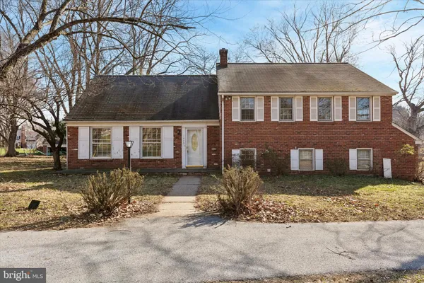 $950,000 | 1450 Thomas Road, Wayne, PA 19087
