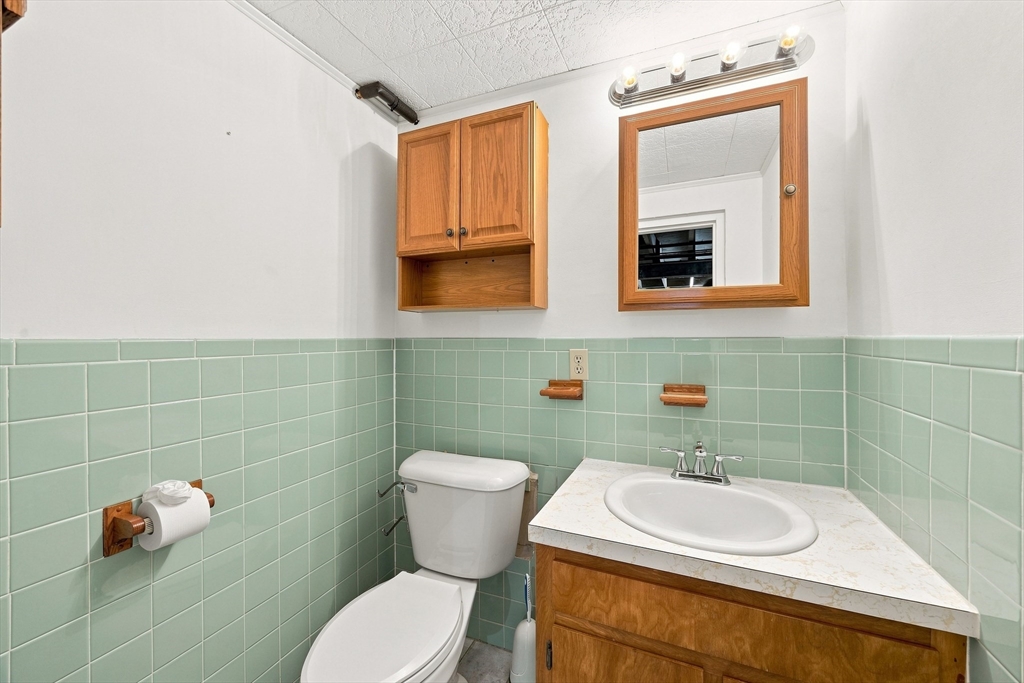 81 Warren Road Townsend, MA 01469 - Photo 29 of 40 Gallery Image 29