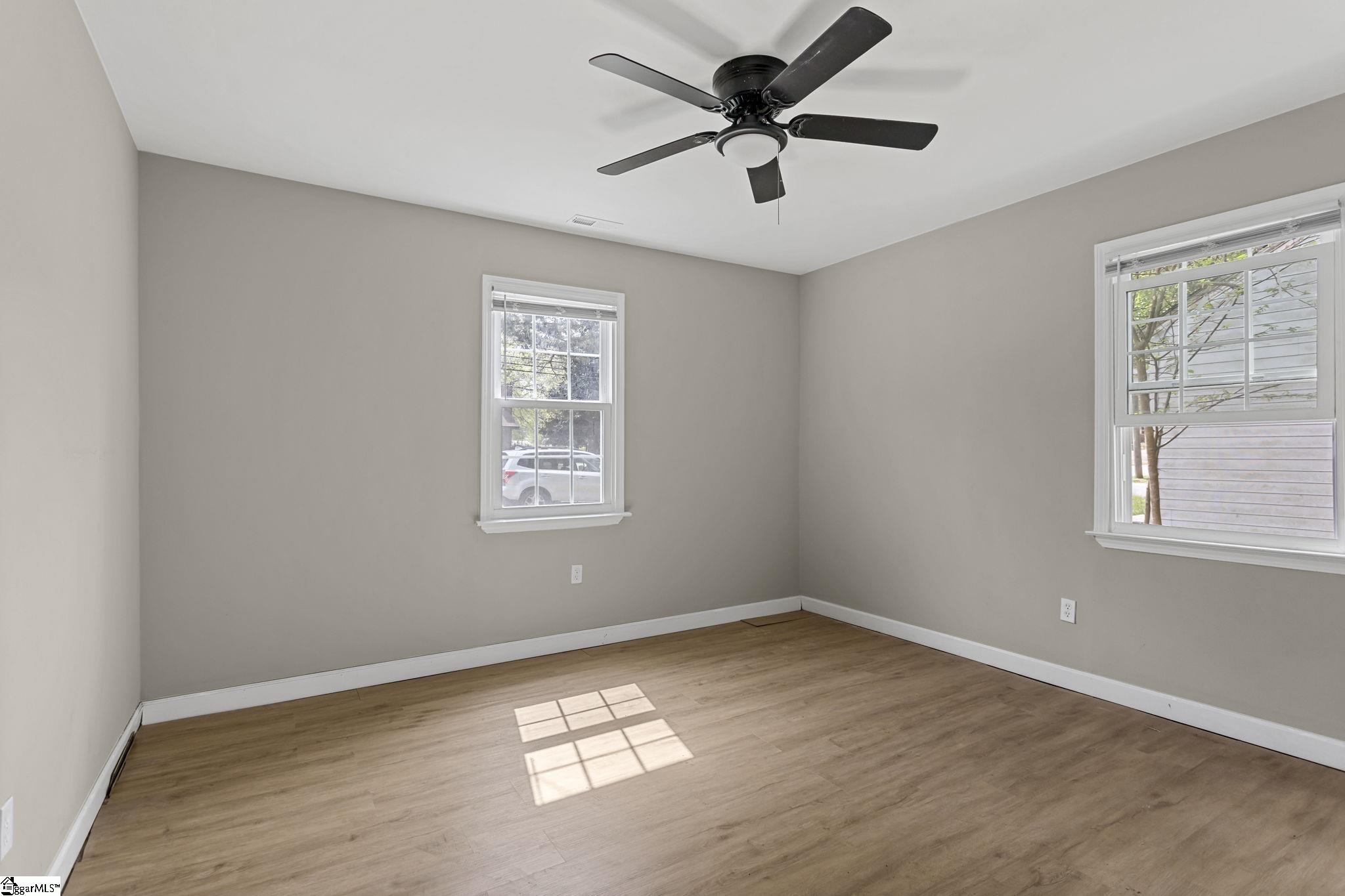 603 Musgrove Street Clinton, SC 29325 - Photo 13 of 21