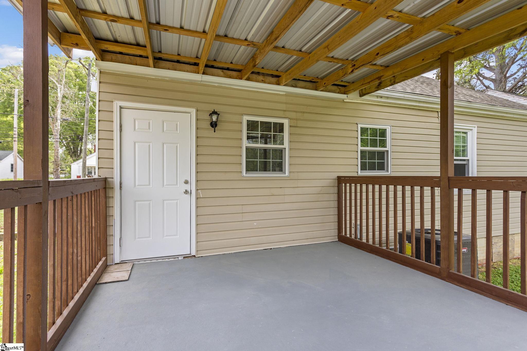 603 Musgrove Street Clinton, SC 29325 - Photo 17 of 21