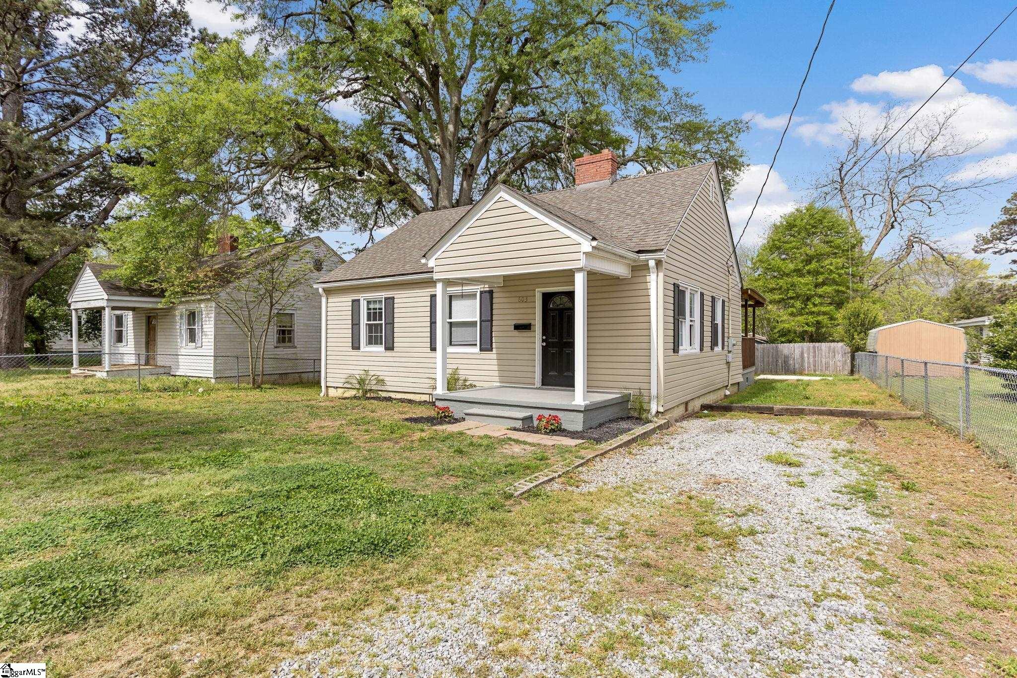603 Musgrove Street Clinton, SC 29325 - Photo 3 of 21