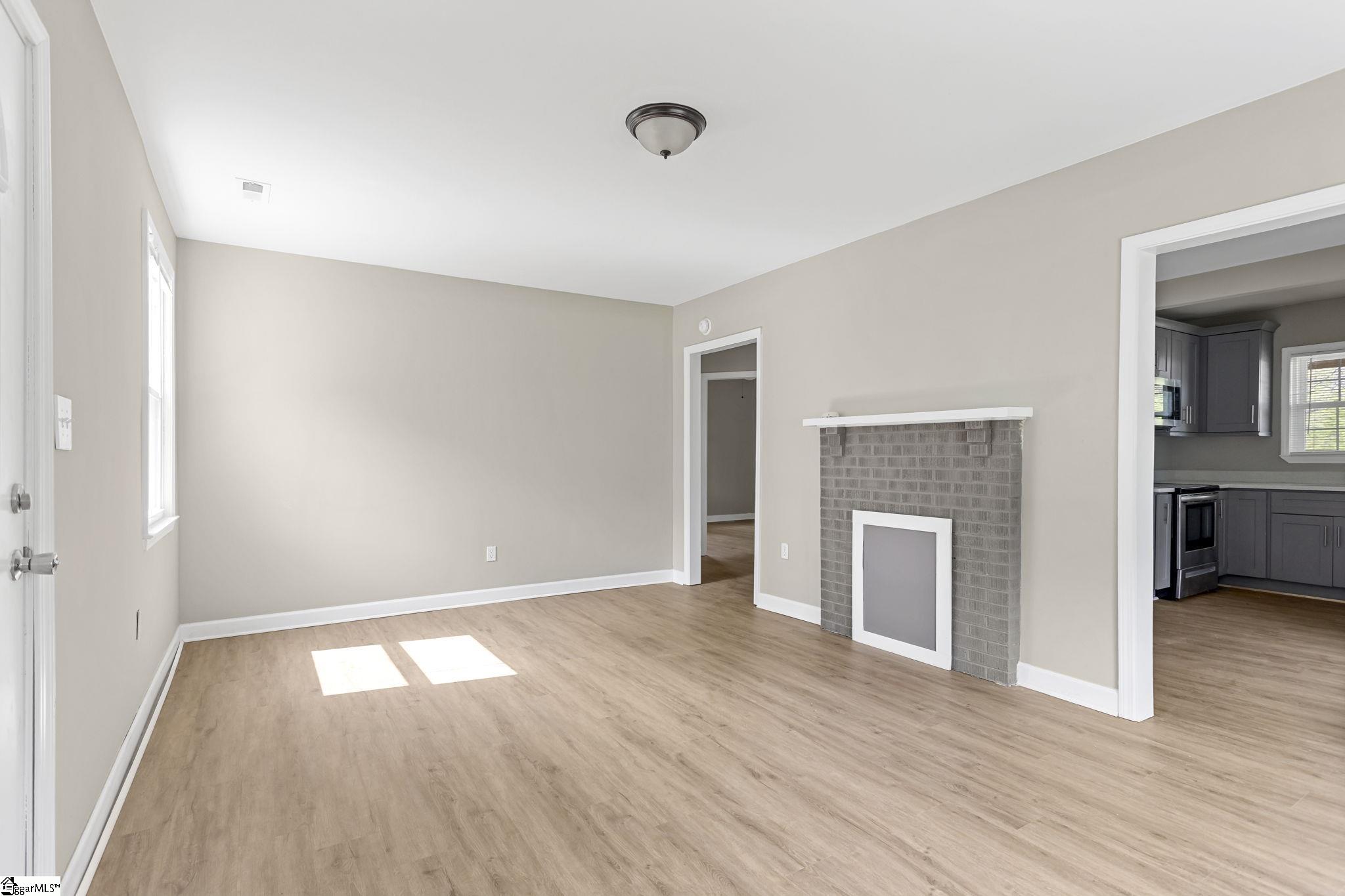 603 Musgrove Street Clinton, SC 29325 - Photo 5 of 21