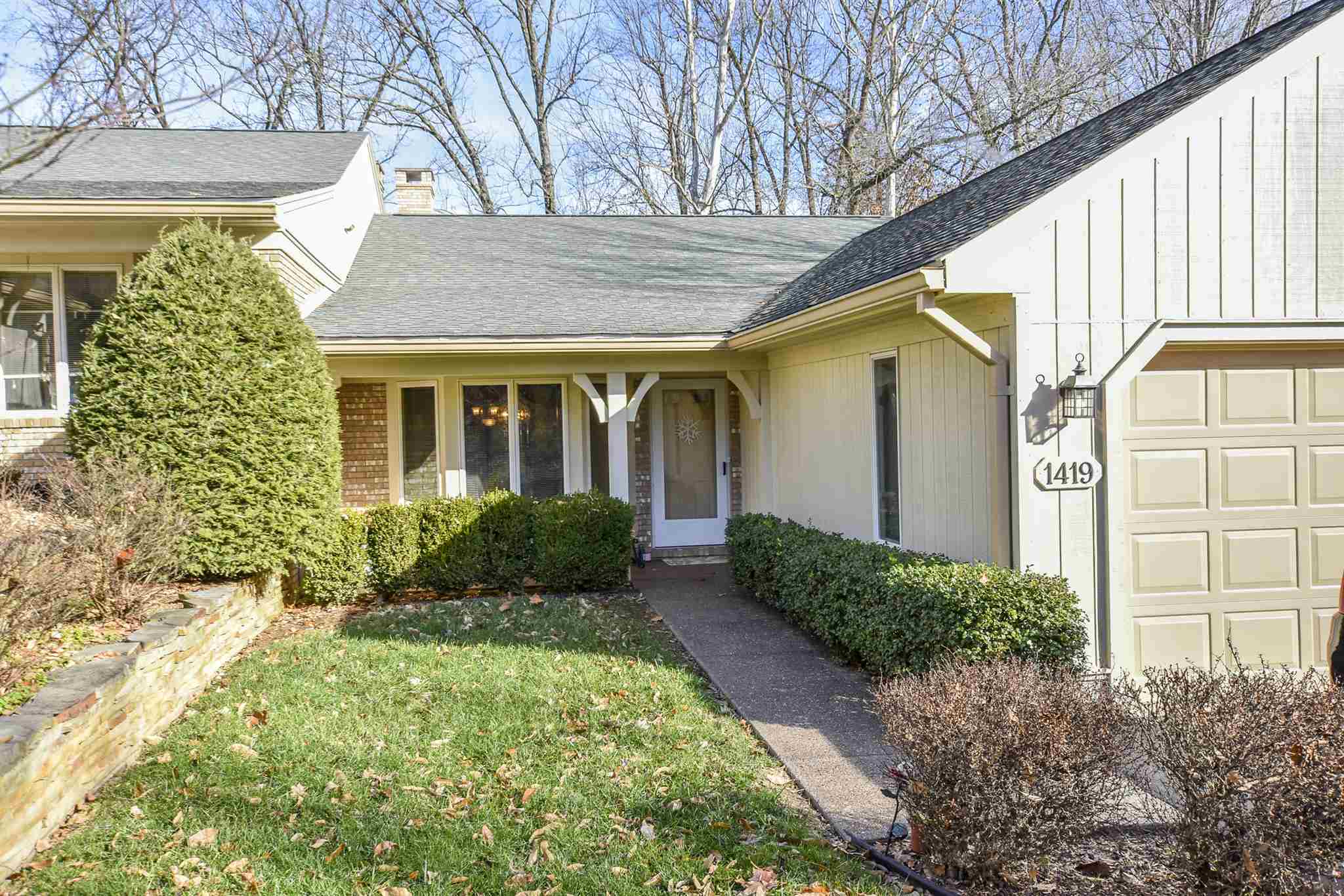 1419 Timberlake Road Evansville, IN 47710 - Photo 1 of 13 Gallery Image 1
