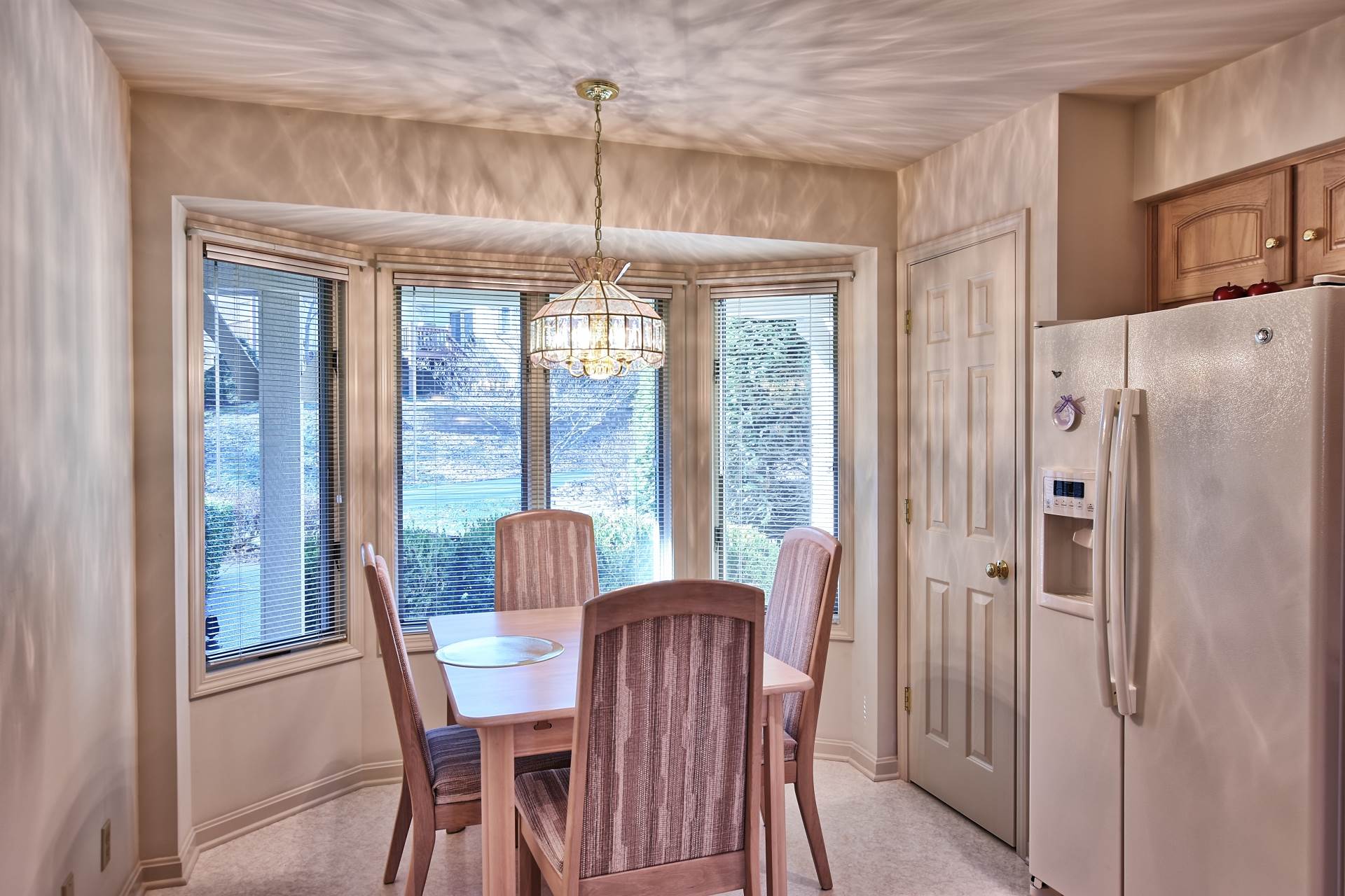 1419 Timberlake Road Evansville, IN 47710 - Photo 5 of 13 Gallery Image 5