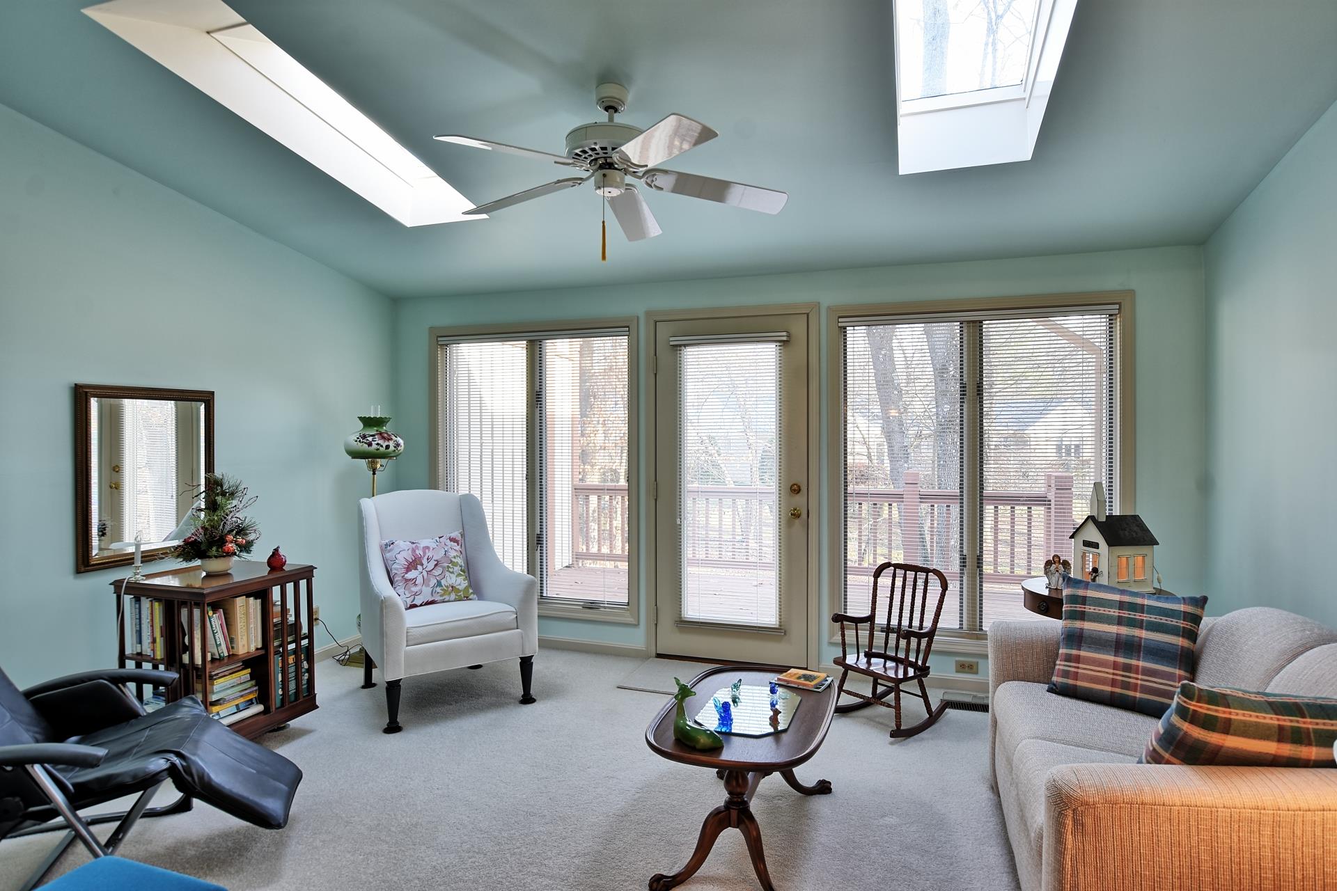 1419 Timberlake Road Evansville, IN 47710 - Photo 6 of 13 Gallery Image 6