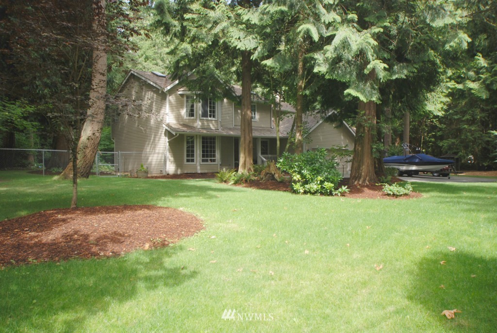 4021 204th Street Southeast Bothell, WA 98012 - Photo 2 of 25