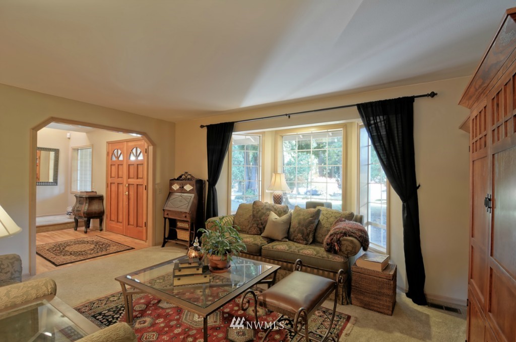4021 204th Street Southeast Bothell, WA 98012 - Photo 5 of 25