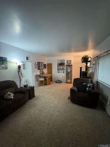 $150,000 | 914 Cedar Avenue, Kemmerer, WY 83101