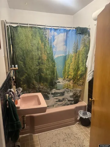 $150,000 | 914 Cedar Avenue, Kemmerer, WY 83101