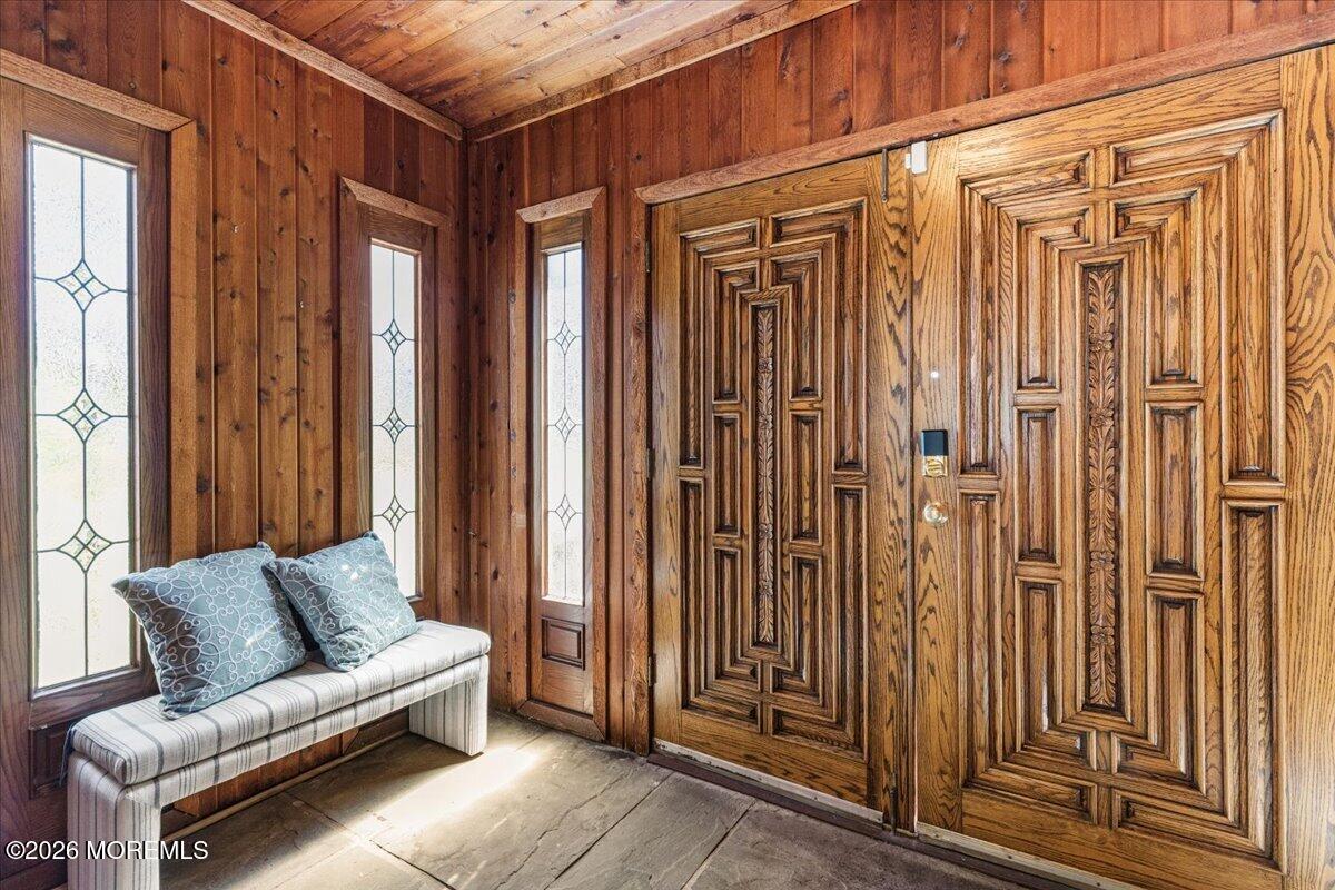 11 Galloping Hill Road Holmdel, NJ 07733 - Photo 11 of 66 Vestibule