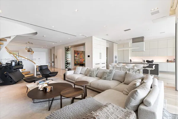 $100,000 | 401 East Rivo Alto Drive, Miami Beach, FL 33139