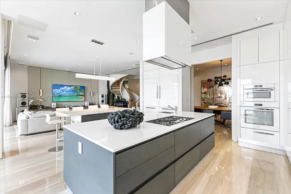 $100,000 | 401 East Rivo Alto Drive, Miami Beach, FL 33139