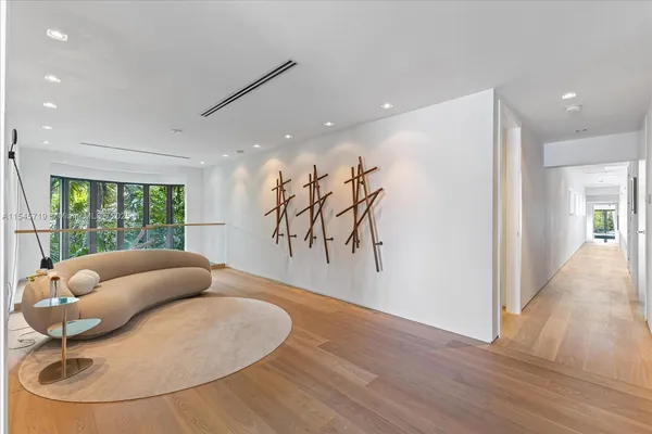 $100,000 | 401 East Rivo Alto Drive, Miami Beach, FL 33139