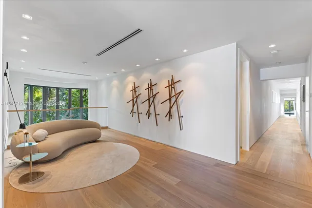 $100,000 | 401 East Rivo Alto Drive, Miami Beach, FL 33139