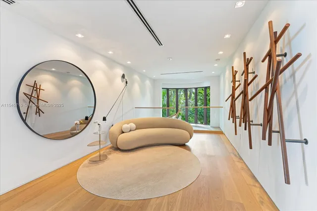 $100,000 | 401 East Rivo Alto Drive, Miami Beach, FL 33139