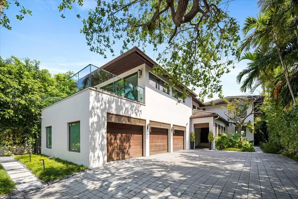 $100,000 | 401 East Rivo Alto Drive, Miami Beach, FL 33139