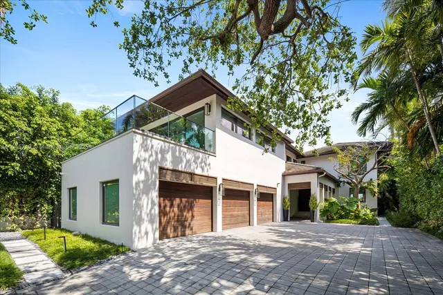 $100,000 | 401 East Rivo Alto Drive, Miami Beach, FL 33139