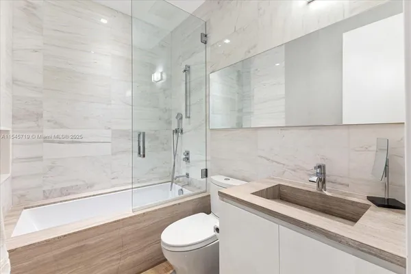 $100,000 | 401 East Rivo Alto Drive, Miami Beach, FL 33139