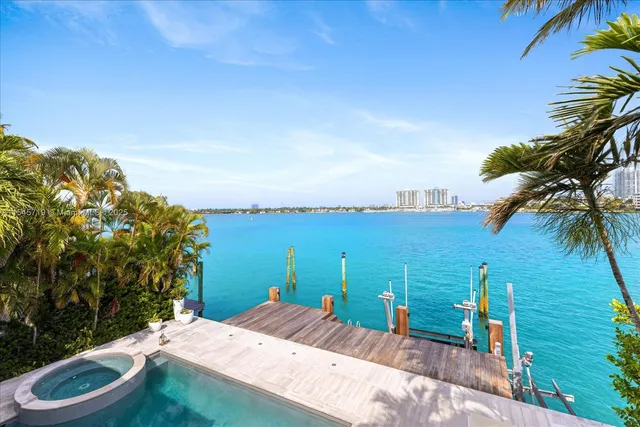 $100,000 | 401 East Rivo Alto Drive, Miami Beach, FL 33139