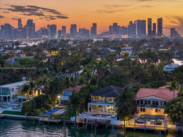 $100,000 | 401 East Rivo Alto Drive, Miami Beach, FL 33139