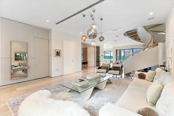 $100,000 | 401 East Rivo Alto Drive, Miami Beach, FL 33139