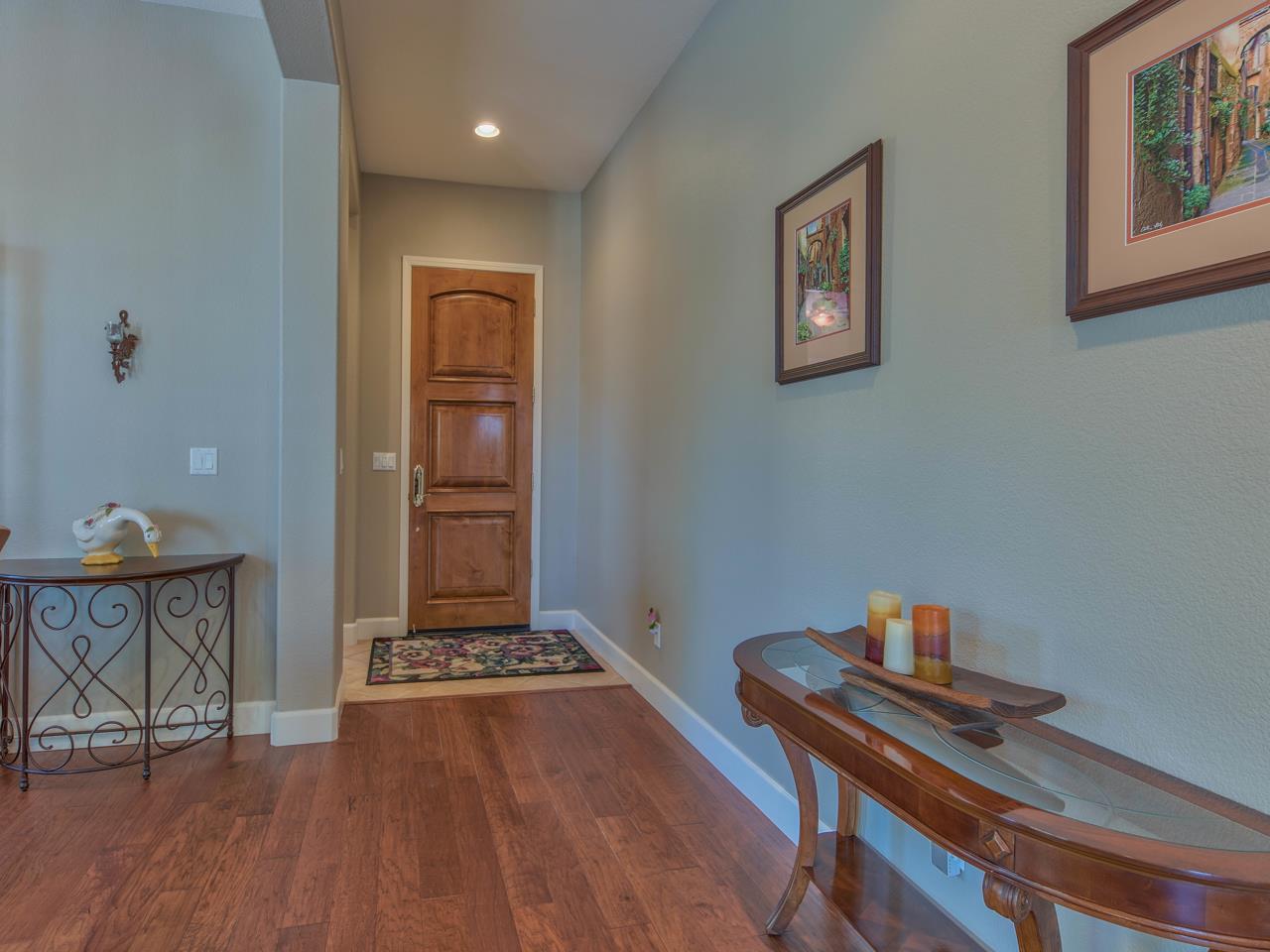 1975 Killarney Court Gilroy, CA 95020 - Photo 8 of 64