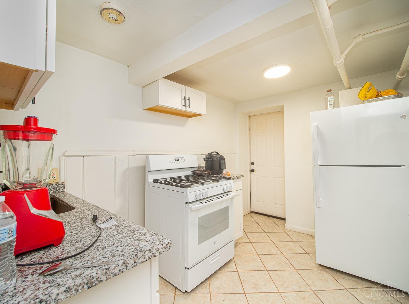 526 Riddle Crest Lane Cincinnati, OH 45220 - Photo 36 of 44 Gallery Image 36