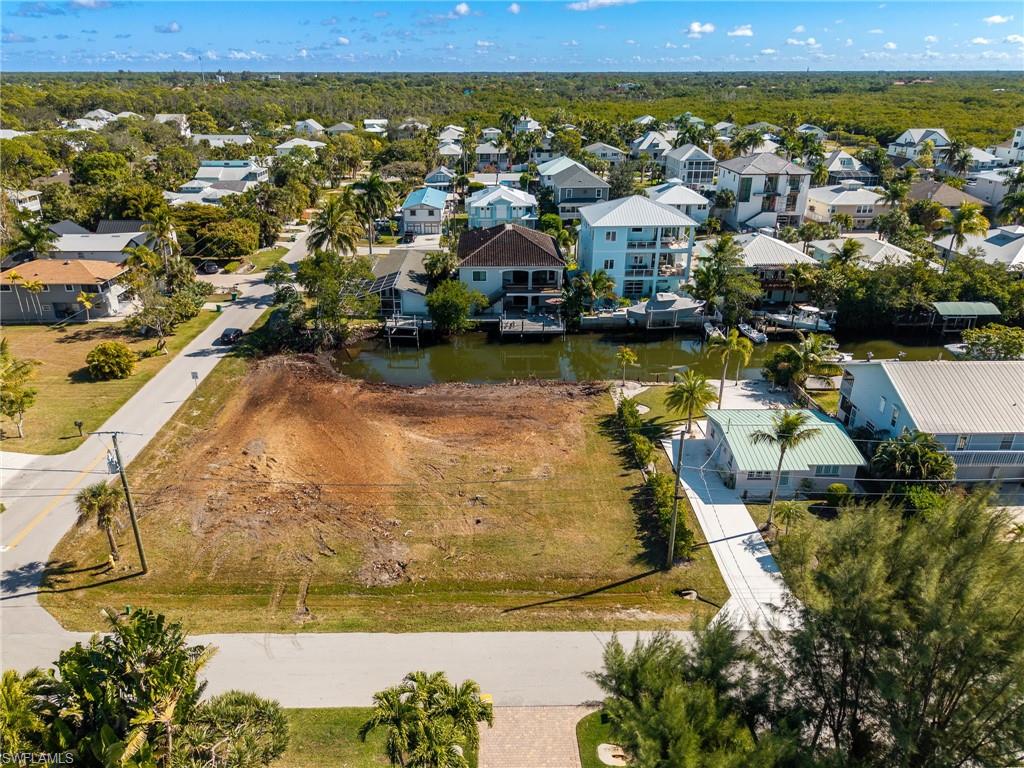 1292 Venetian Way Naples, FL 34110 - Photo 22 of 35 a view of an ocean view