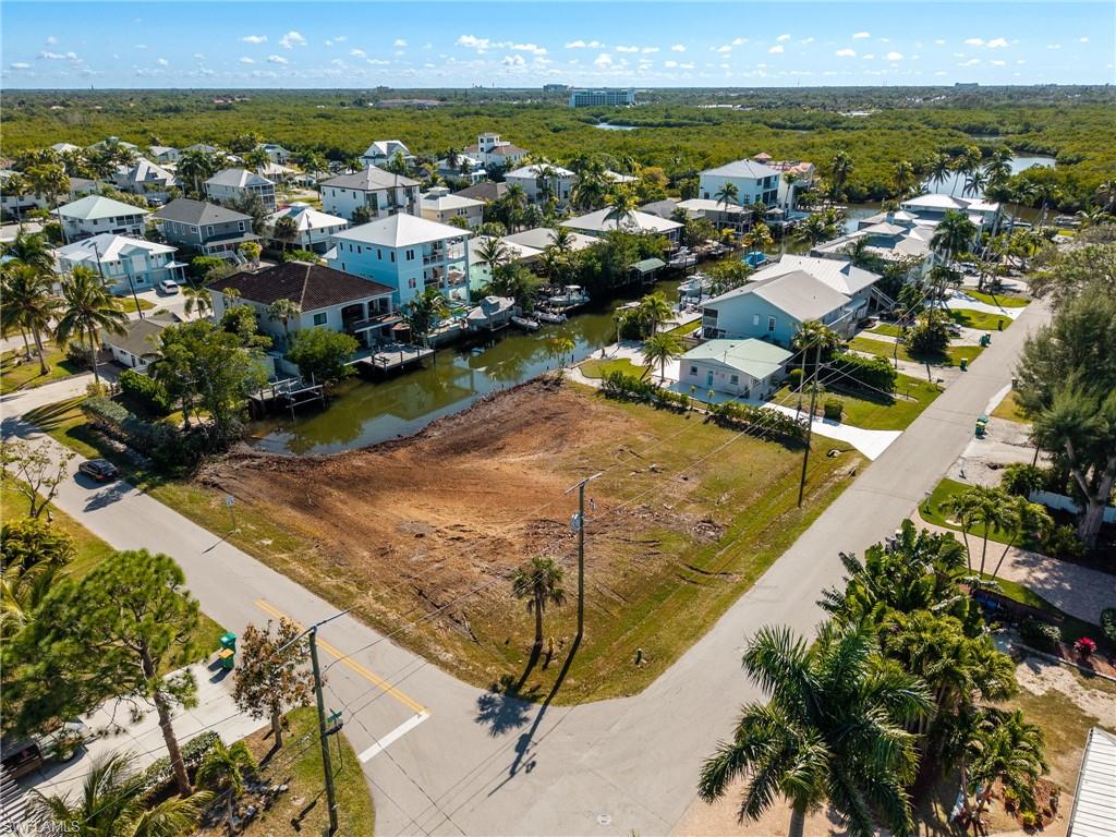 1292 Venetian Way Naples, FL 34110 - Photo 24 of 35 a view of city and ocean