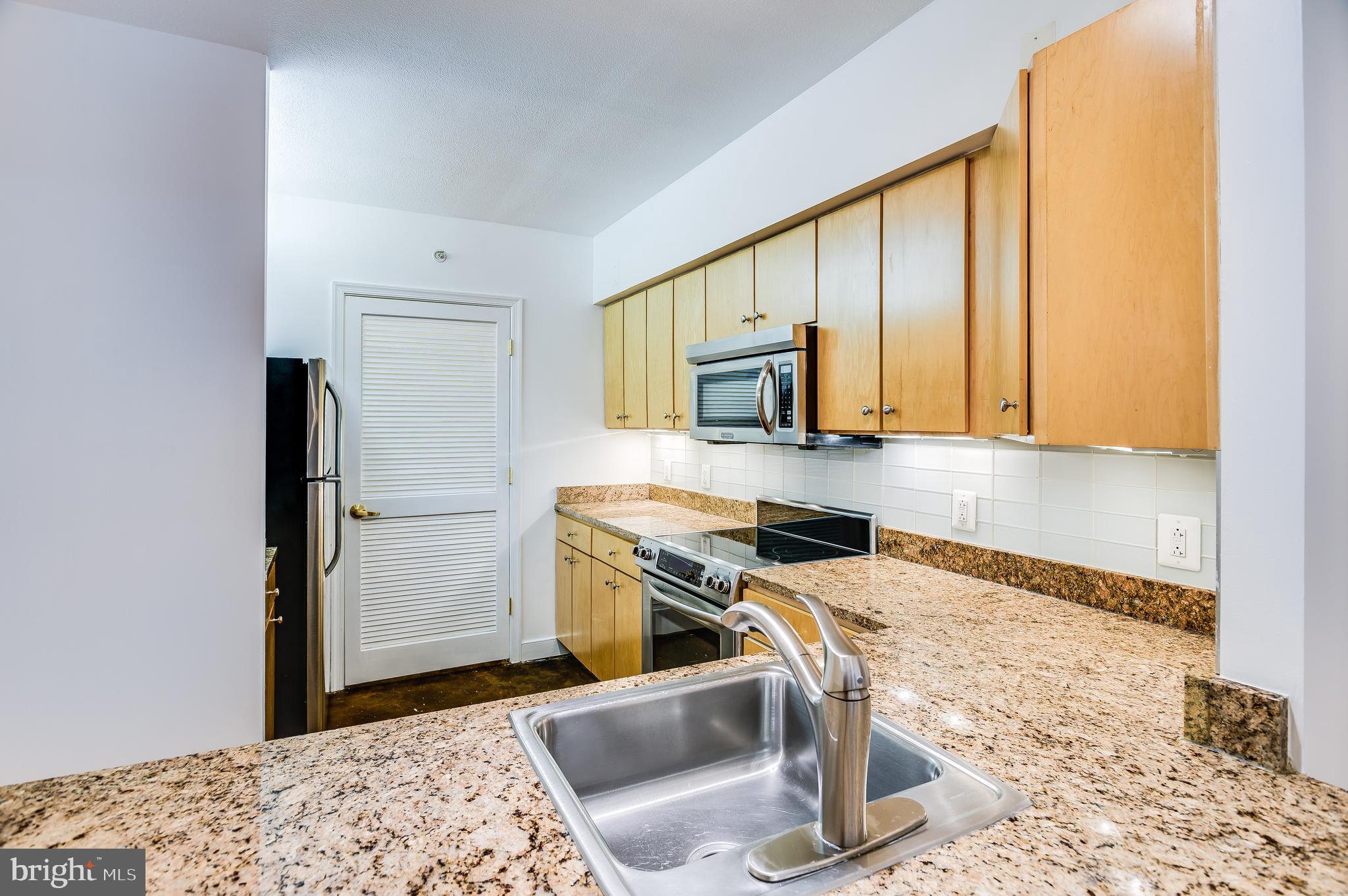 631 D Street Northwest, Unit 330 Washington, DC 20004 - Photo 7 of 58