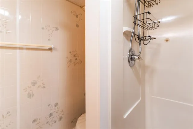 $199,900 | 165 Heberton Road, Irondequoit, NY 14622